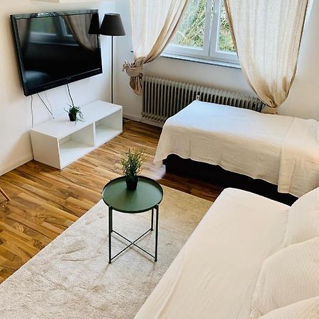Top Renoviertes Apartement In Bester Lage Von Homburg- 5 Fussminuten Zur Uniklinik Homburg  Esterno foto