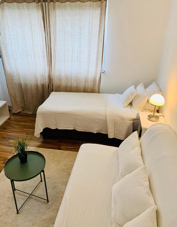 Top Renoviertes Apartement In Bester Lage Von Homburg- 5 Fussminuten Zur Uniklinik Homburg  Esterno foto