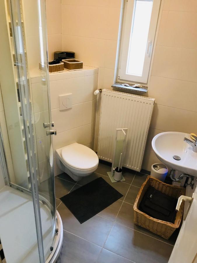 Top Renoviertes Apartement In Bester Lage Von Homburg- 5 Fussminuten Zur Uniklinik Homburg  Esterno foto