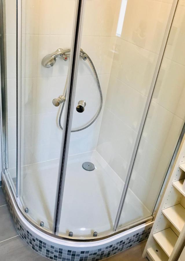 Top Renoviertes Apartement In Bester Lage Von Homburg- 5 Fussminuten Zur Uniklinik Homburg  Esterno foto